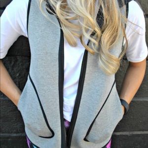 Lululemon Insculpt Vest SZ 8